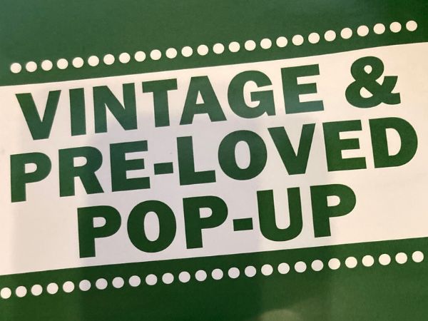 Words saying VINTAGE & PRE-LOVED POP-UP